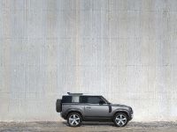 Land Rover Defender (2021)