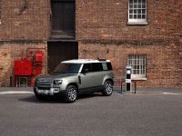 Land Rover Defender (2021)