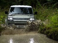 Land Rover Defender (2021)