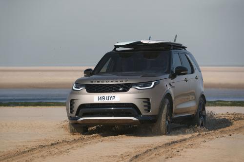 Land Rover Discovery (2021) - picture 32 of 59
