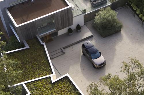 Land Rover Discovery (2021) - picture 57 of 59