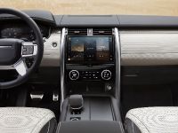 Land Rover Discovery (2021) - picture 35 of 59