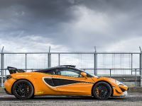 McLaren 620R (2021)