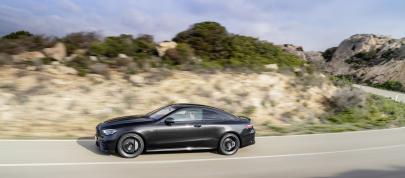 Mercedes-AMG E 53 (2021) - picture 4 of 37