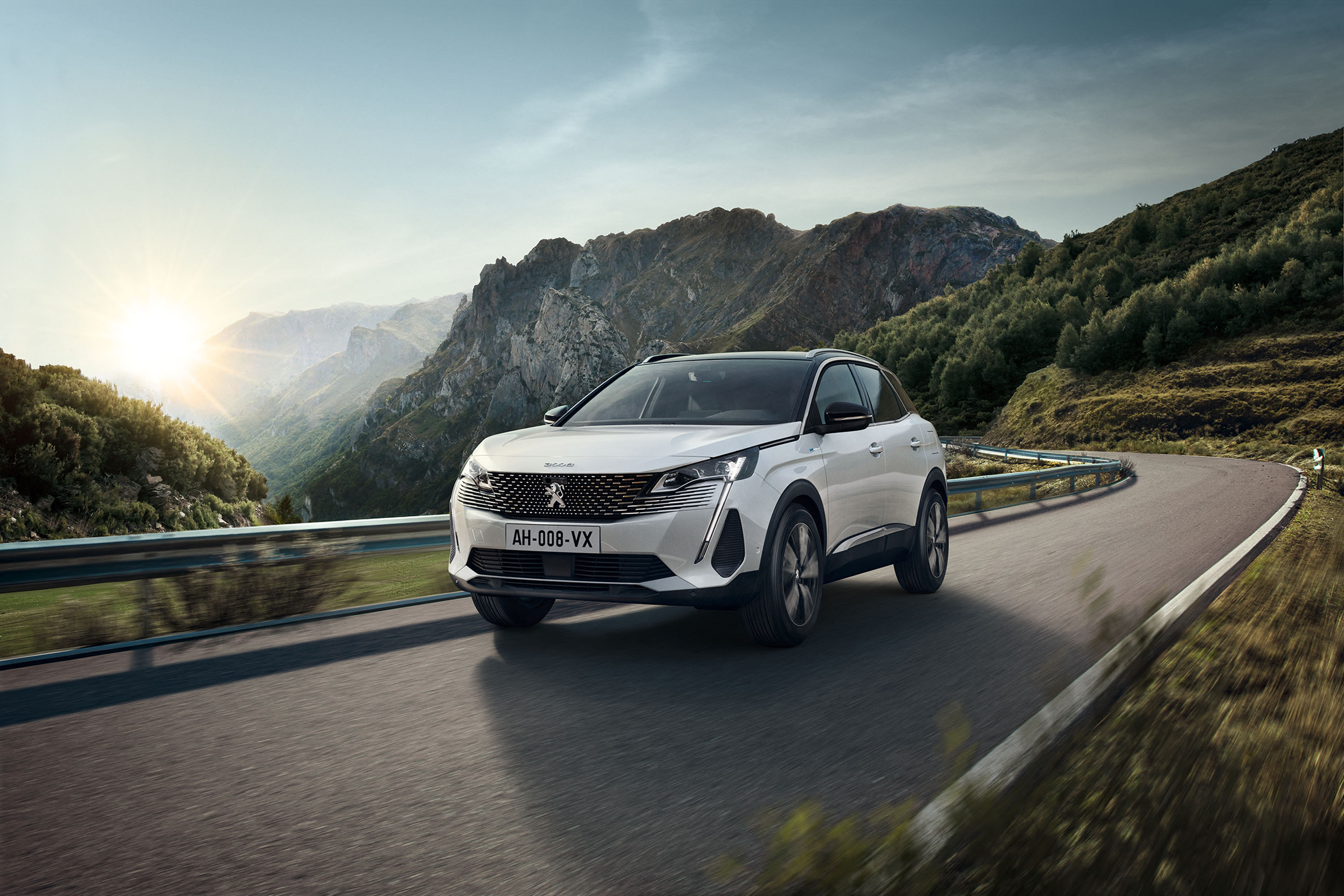 PEUGEOT 3008 SUV