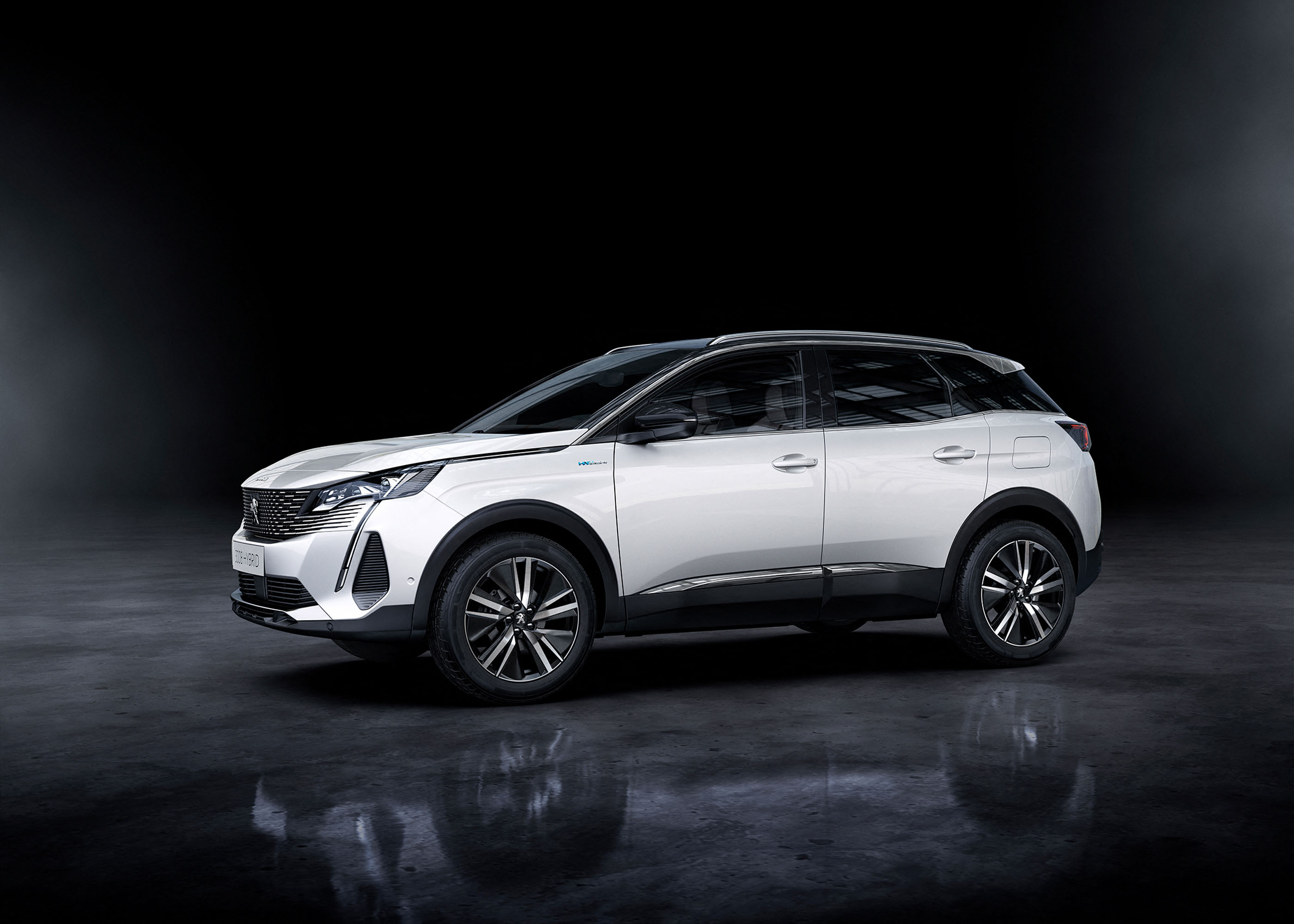 PEUGEOT 3008 SUV