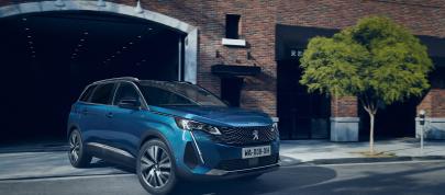 PEUGEOT 5008 SUV (2021) - picture 4 of 34