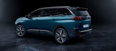PEUGEOT 5008 SUV (2021) - picture 15 of 34