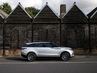 Range Rover Velar (2021) - picture 2 of 56