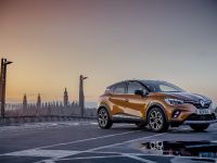 Renault Captur PHEV (2021) - picture 1 of 12