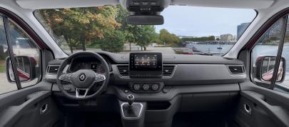 Renault Trafic Passenger (2021) - picture 4 of 12