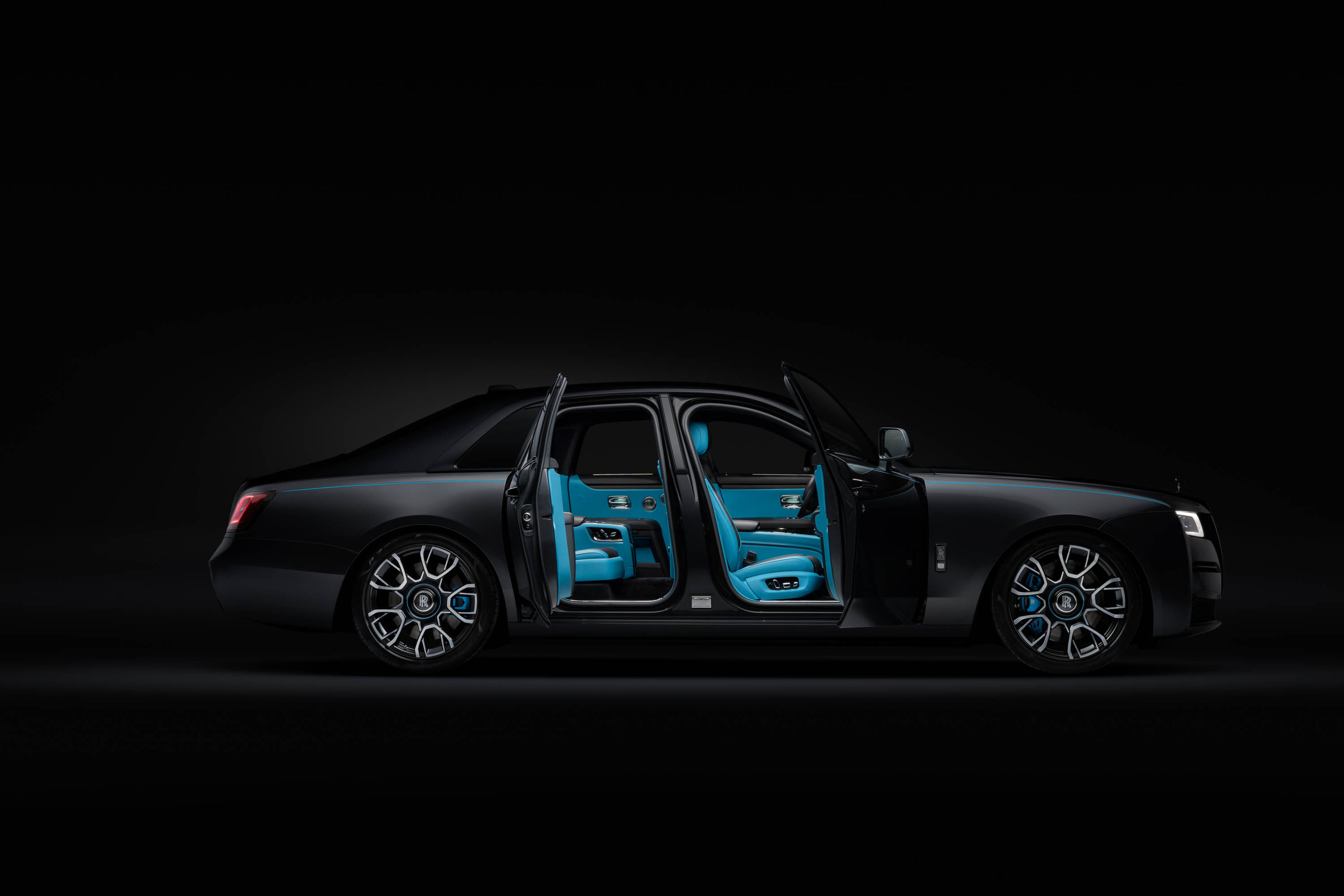 Rolls-Royce Black Badge Ghost