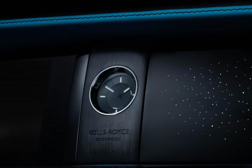 Rolls-Royce Black Badge Ghost (2021) - picture 32 of 34