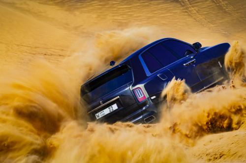 Rolls-Royce Cullinan (2021) - picture 17 of 33