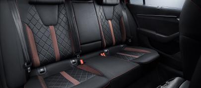 Skoda Octavia vRS Estate (2021) - picture 7 of 9