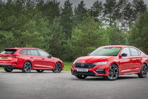 Skoda Octavia vRS Estate (2021) - picture 1 of 9