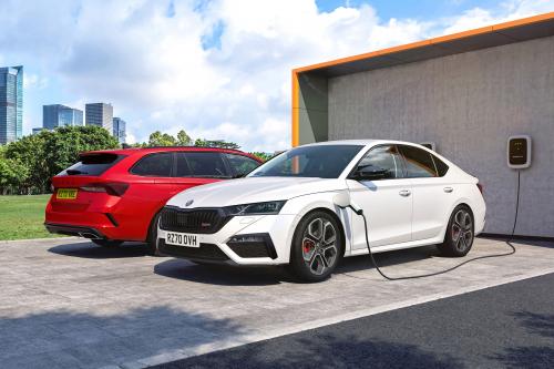 SKODA Octavia vRS iV (2021) - picture 1 of 9