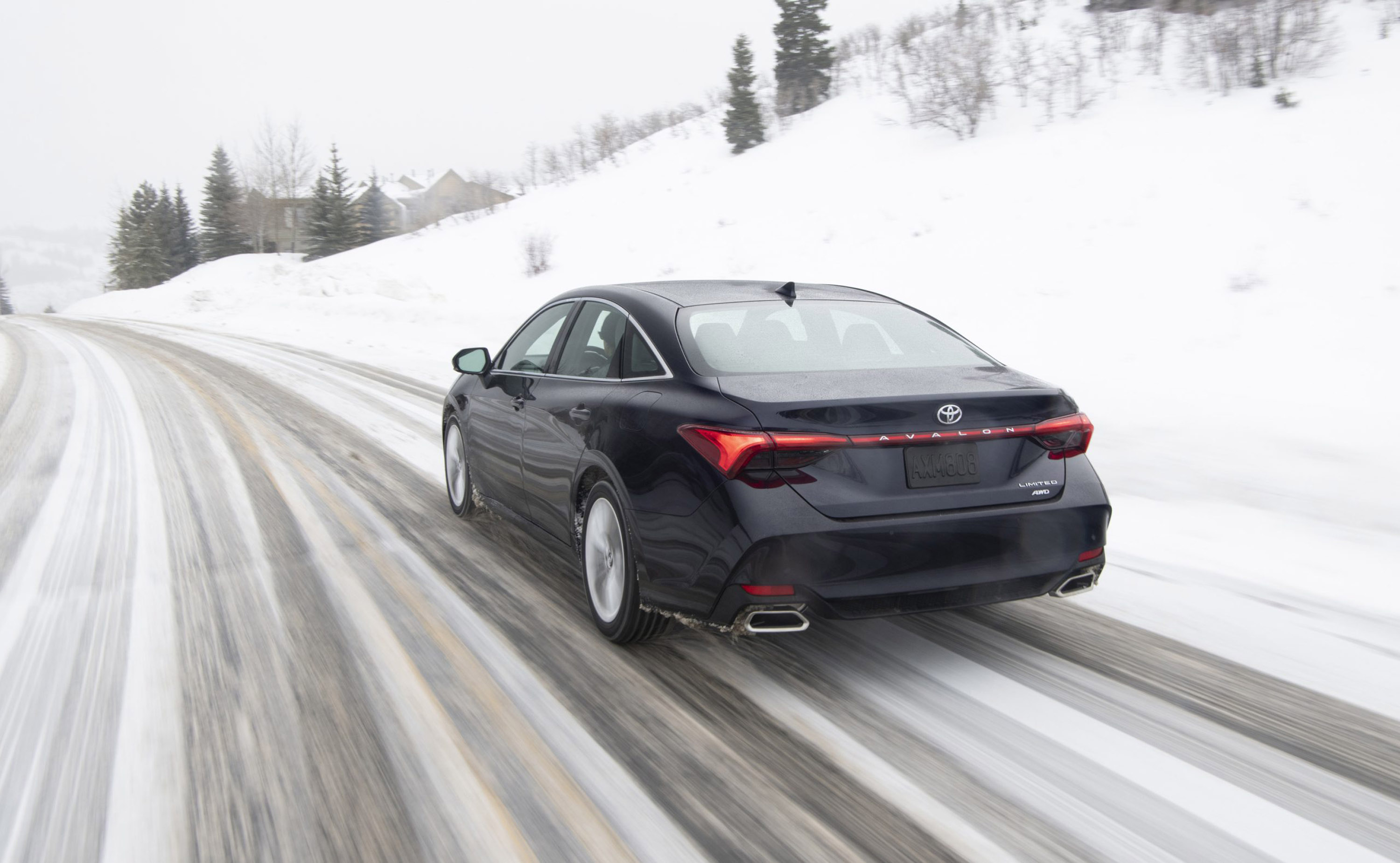 Toyota Avalon AWD