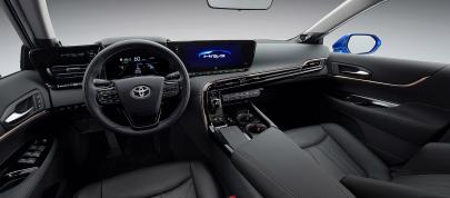 Toyota Mirai (2021) - picture 7 of 9