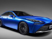 Toyota Mirai (2021) - picture 1 of 9