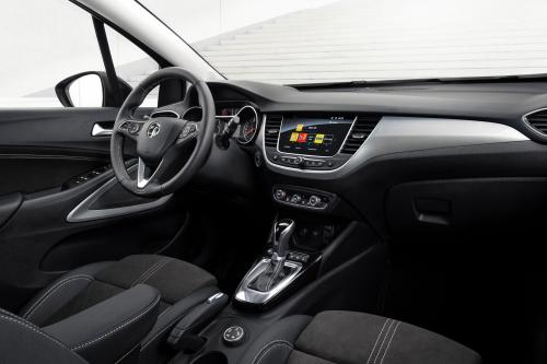 Vauxhall Crossland (2021) - picture 8 of 9