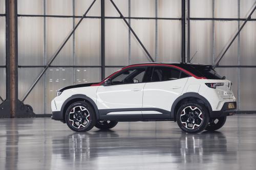 Vauxhall Mokka and Mokka-e (2021) - picture 8 of 35