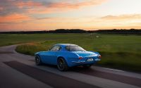 Volvo P1800 Cyan (2021)