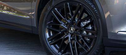 Acura MDX (2022) - picture 23 of 40