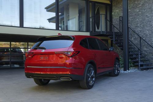 Acura MDX (2022) - picture 9 of 40
