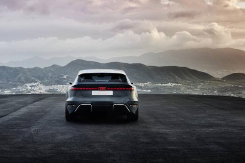 Audi A6 Avant e-tron Concept (2022) - picture 17 of 58