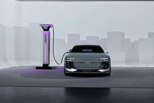 Audi A6 Avant e-tron Concept (2022) - picture 32 of 58