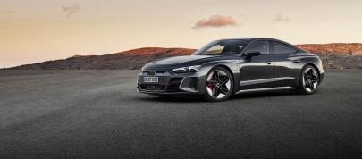 Audi e-tron GT (2022) - picture 4 of 10