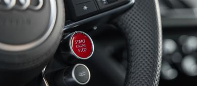 Audi R8 Coupe (2022) - picture 39 of 41