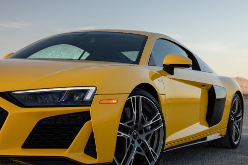 Audi R8 Coupe (2022) - picture 33 of 41