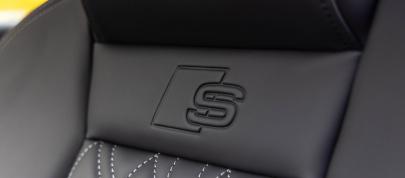 Audi S3 Tango Red (2022) - picture 23 of 24