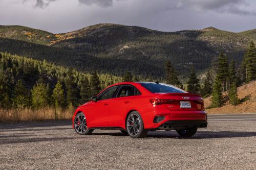 Audi S3 Tango Red (2022) - picture 9 of 24