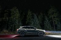 Bentley Bentayga Speed Space Edition (2022) - picture 2 of 10