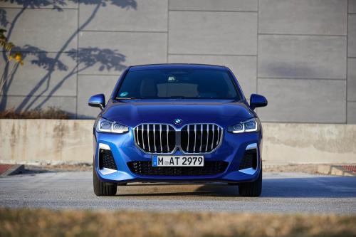 BMW 2-Series Active Tourer (2022) - picture 1 of 73