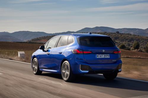 BMW 2-Series Active Tourer (2022) - picture 16 of 73