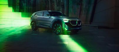 BMW Concept XM (2022) - picture 20 of 44