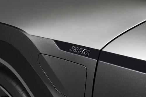 BMW Concept XM (2022) - picture 8 of 44
