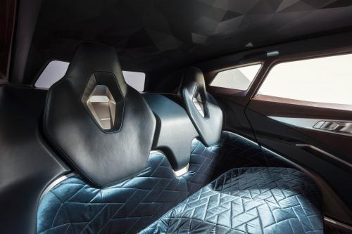 BMW Concept XM (2022) - picture 40 of 44