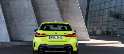 BMW M135i xDrive (2022) - picture 47 of 88