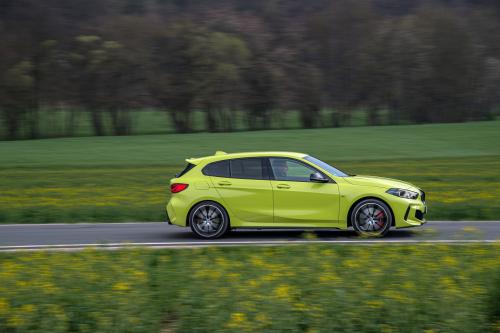 BMW M135i xDrive (2022) - picture 24 of 88