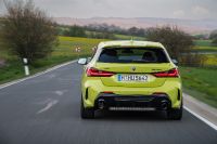BMW M135i xDrive (2022) - picture 29 of 88