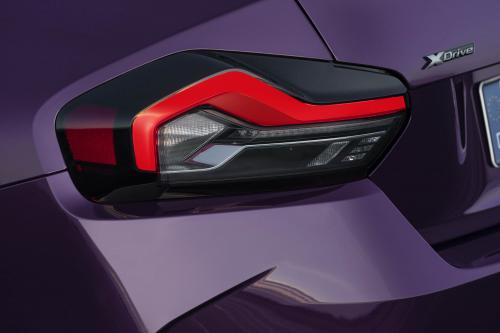 BMW M240i xDrive Coupe (2022) - picture 24 of 36