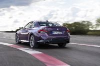 BMW M240i xDrive Coupe (2022) - picture 14 of 36