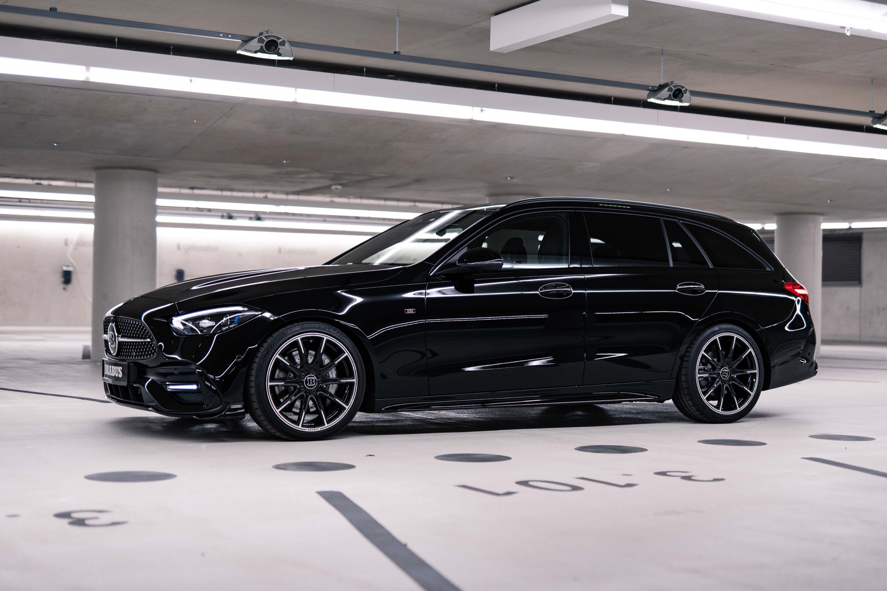 Brabus Mercedes-Benz C300d Estate D30