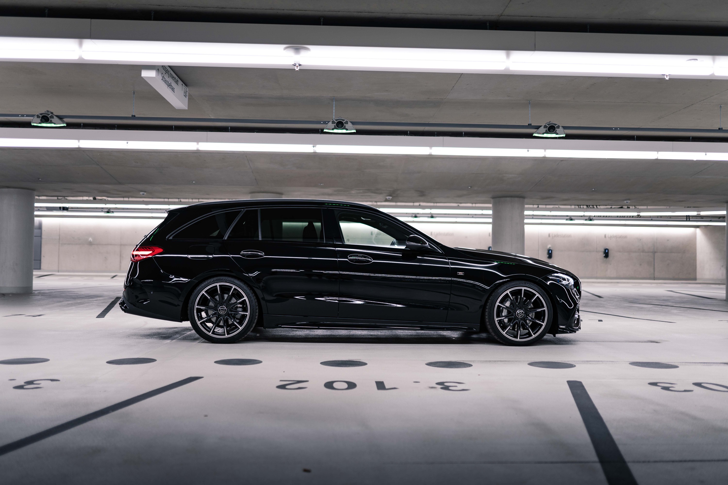 Brabus Mercedes-Benz C300d Estate D30