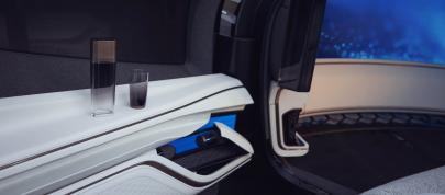 Cadillac InnerSpace Concept (2022) - picture 12 of 24